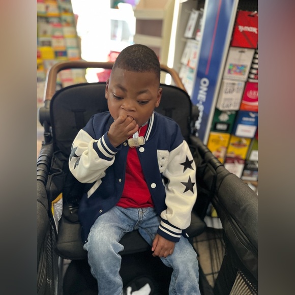 Meet Your Preemie Posher - Picture 3 of 5